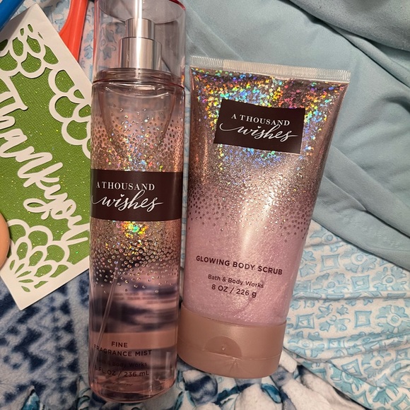 Bundle - Picture 2 of 2